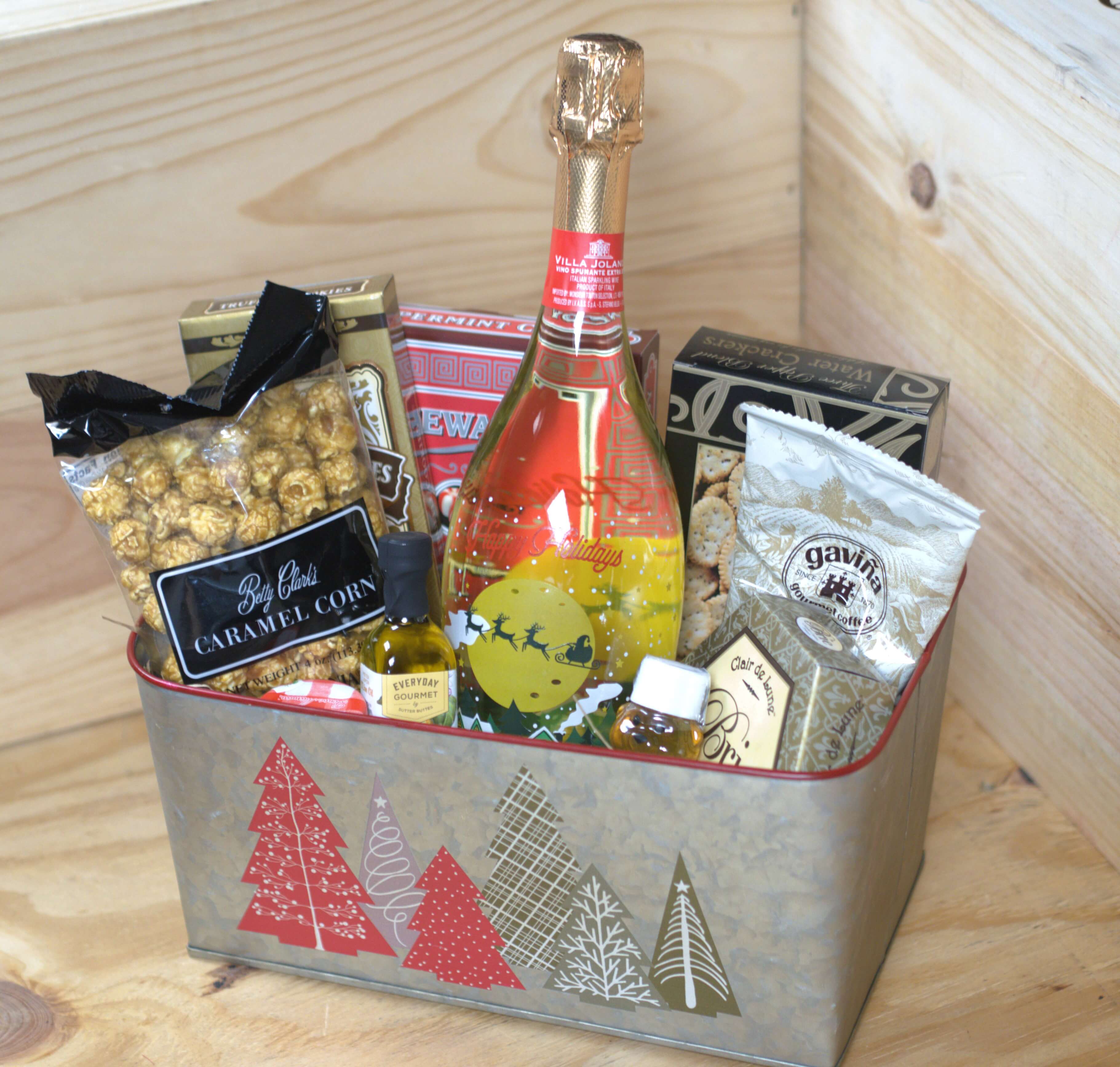 Holiday Wine & Appetizer Gift Set – Christmas gift baskets – New